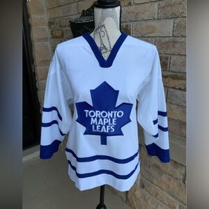 Vintage TORONTO MAPLE LEAFS CCM MASKA Hockey Jersey SZ Large/Extra Large Youth